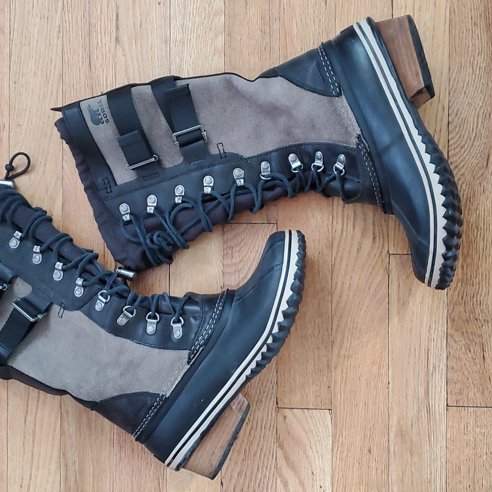 Womens Conquest Carly II Sorel Boots